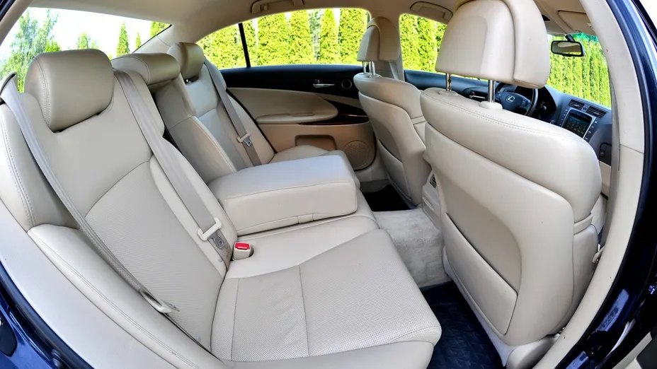 LEXUS GS -