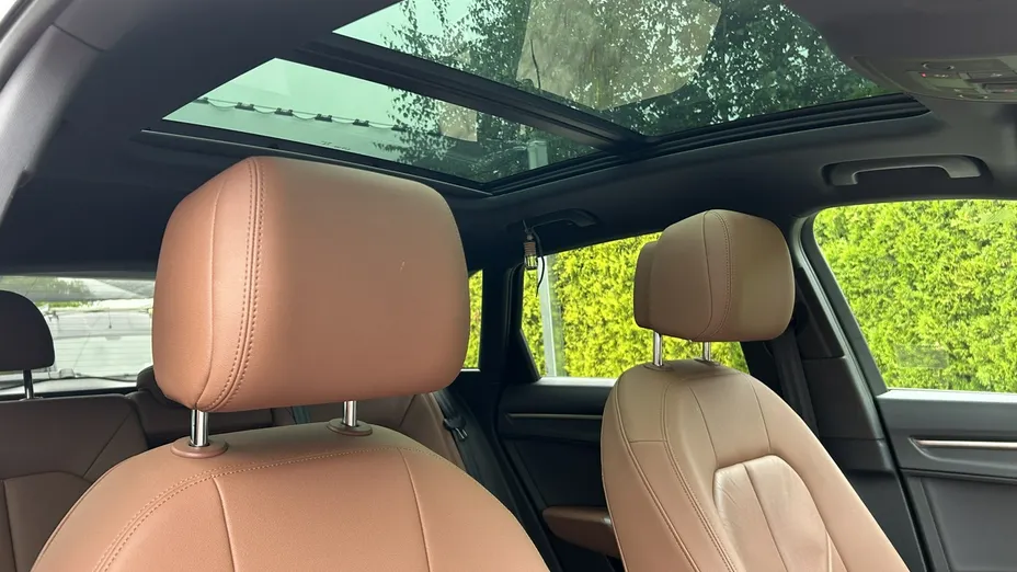 AUDI Q3 -