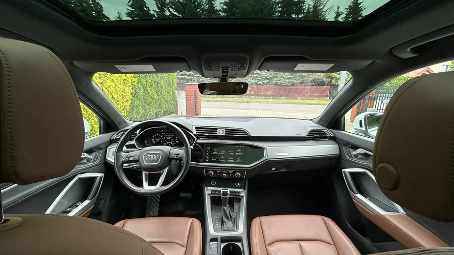 AUDI Q3 -