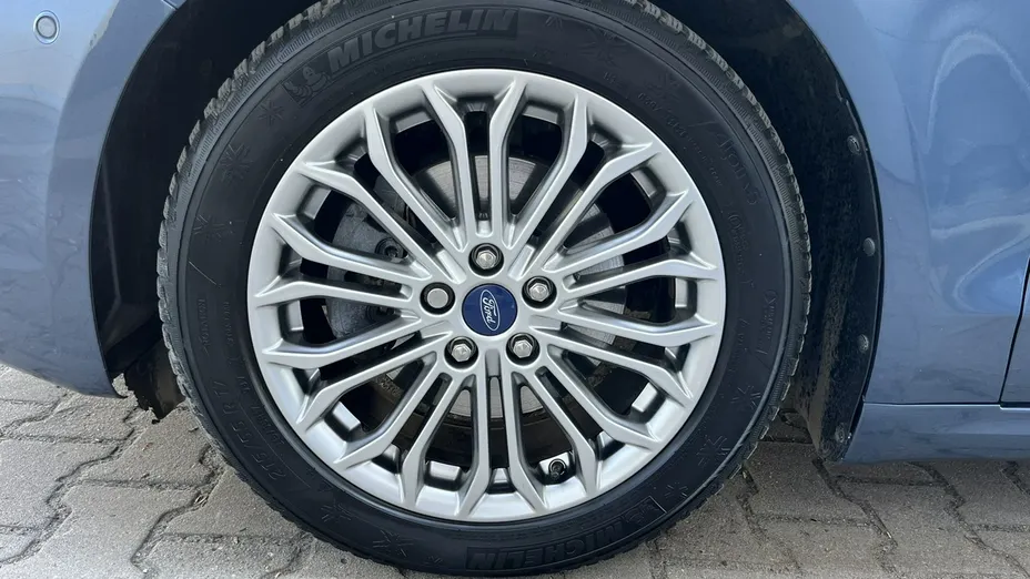 FORD Mondeo -