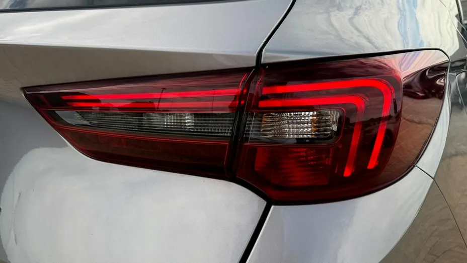 OPEL Grandland X -