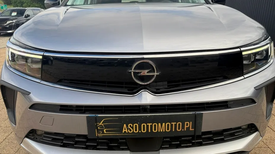 OPEL Grandland X -