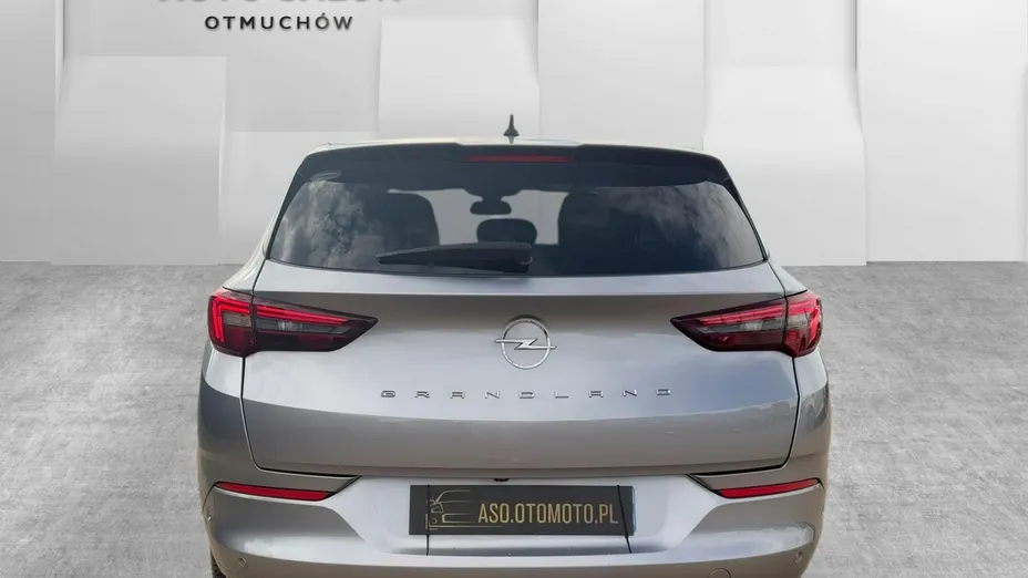 OPEL Grandland X -