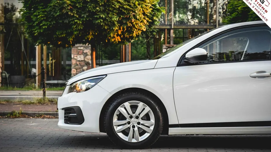 PEUGEOT 308 -