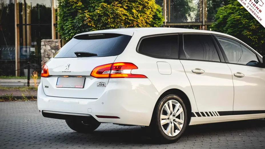 PEUGEOT 308 -
