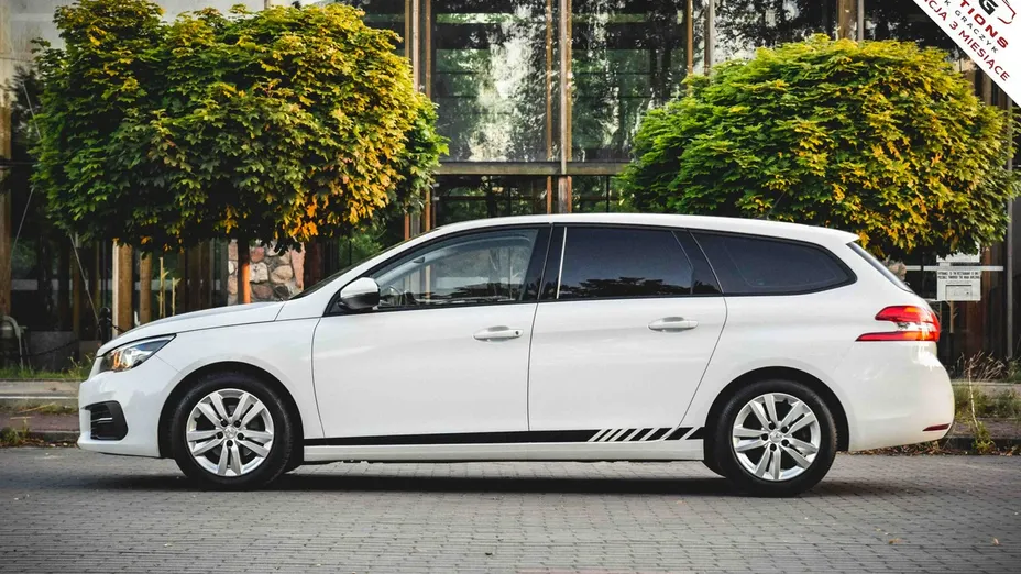 PEUGEOT 308 -