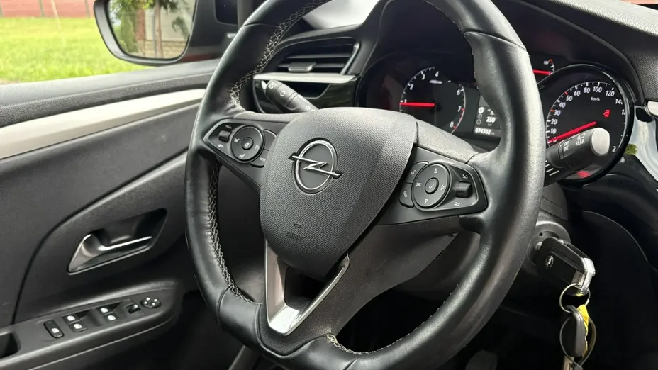 OPEL Corsa -