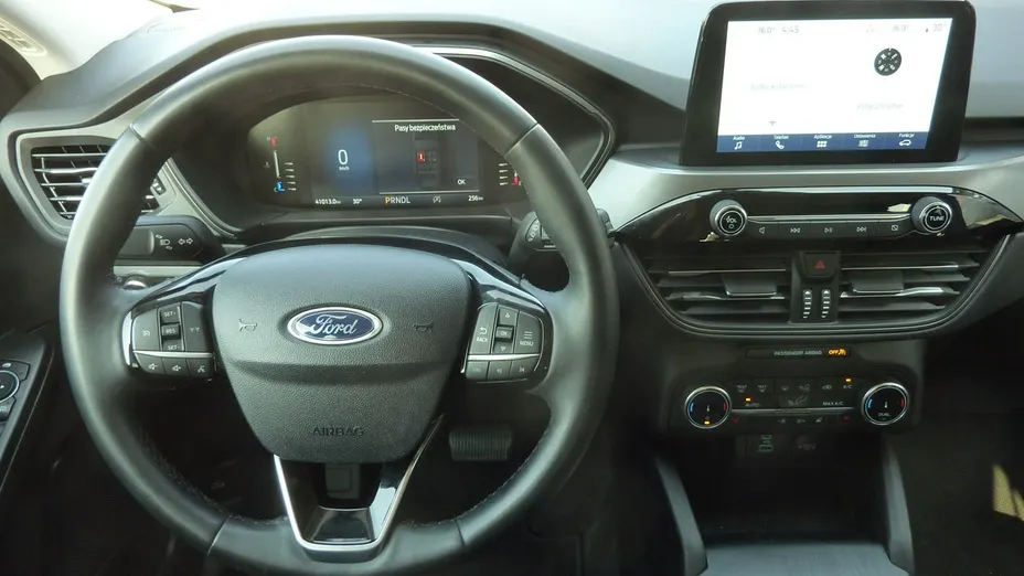 FORD Escape -