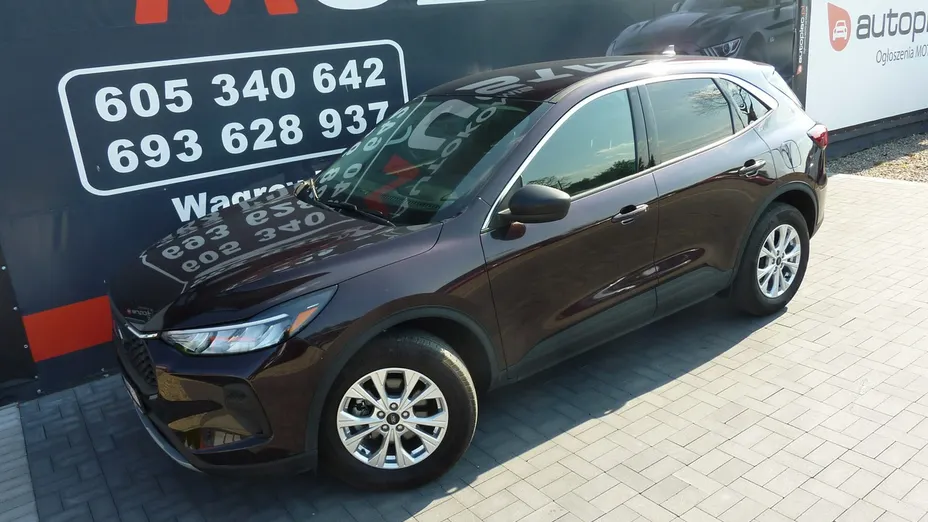 FORD Escape -