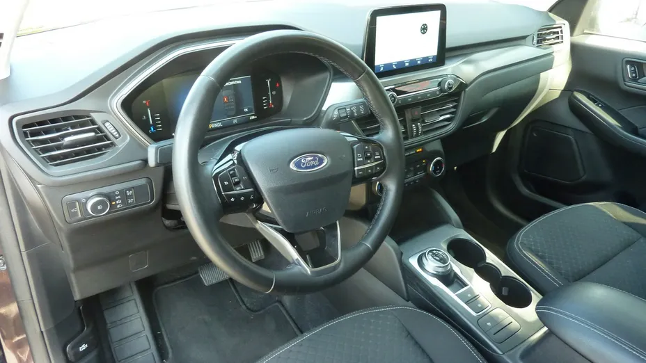 FORD Escape -