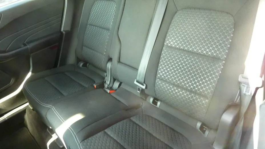 FORD Escape -