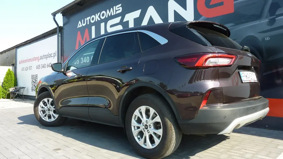 FORD Escape -