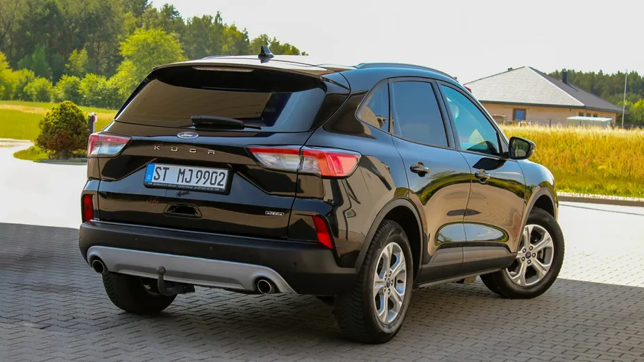 FORD Kuga -