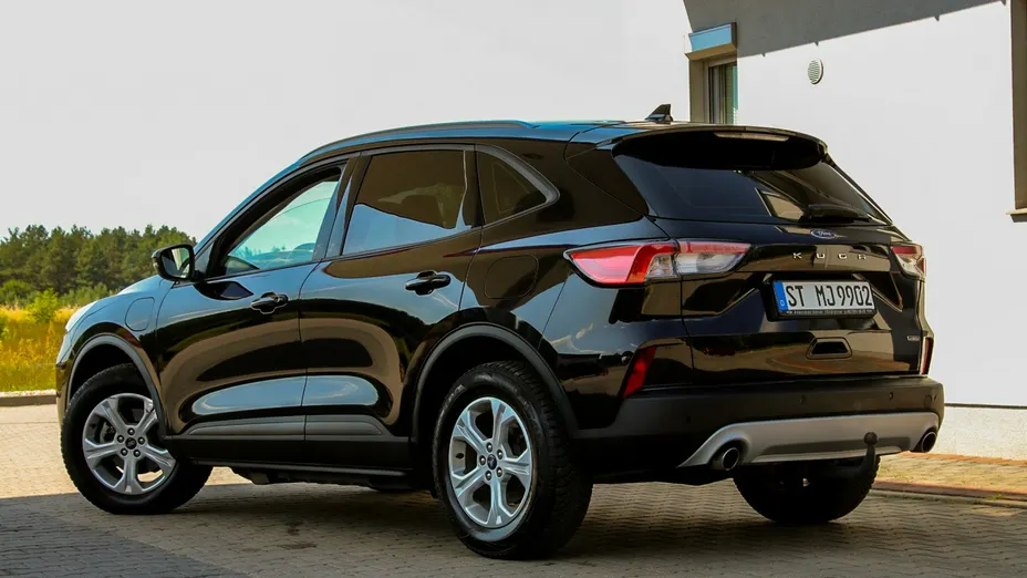 FORD Kuga -