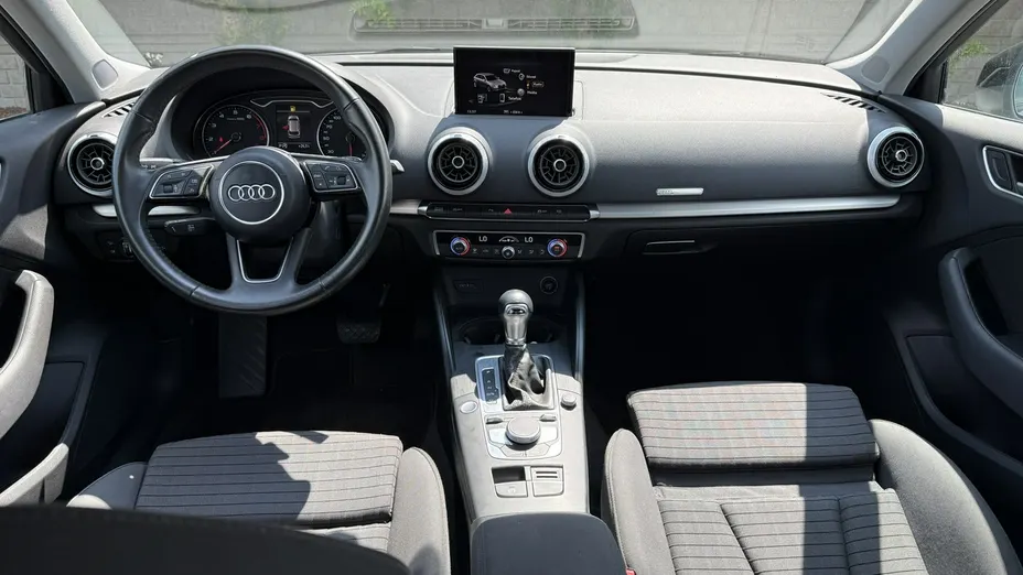 AUDI A3 Sportback -