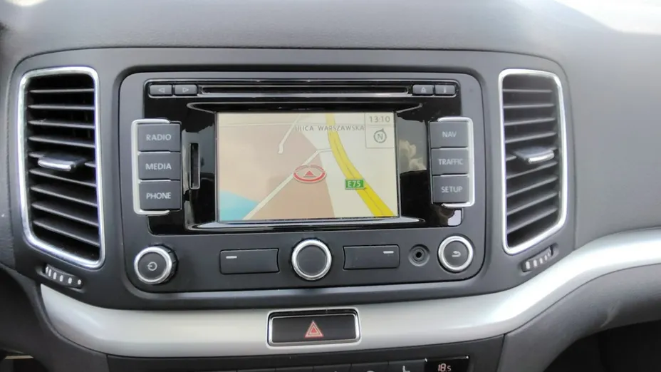 VOLKSWAGEN Sharan -