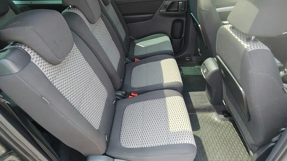 VOLKSWAGEN Sharan -