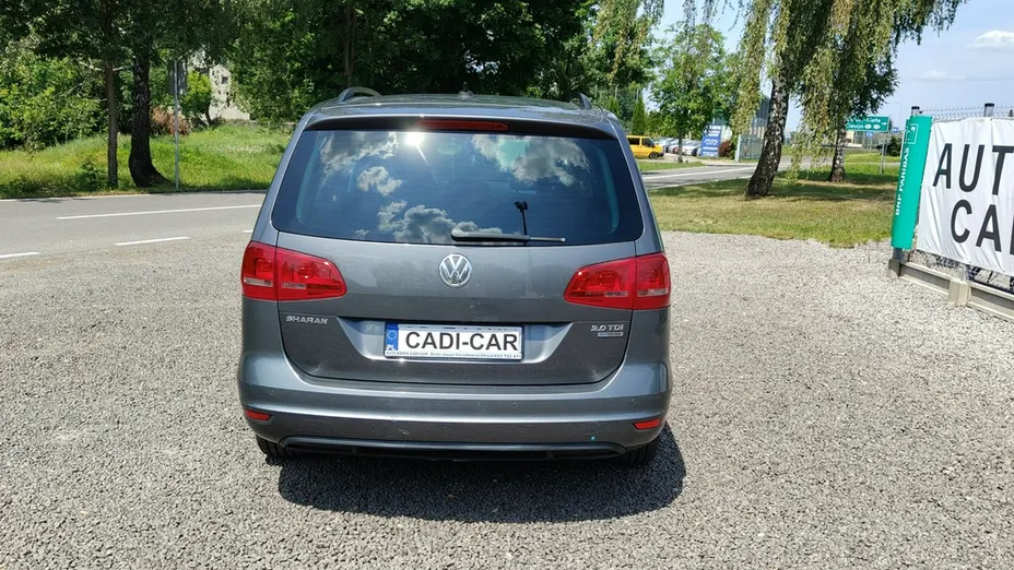 VOLKSWAGEN Sharan -