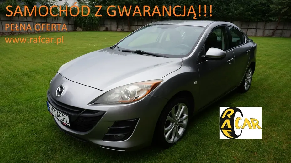 MAZDA 3 -