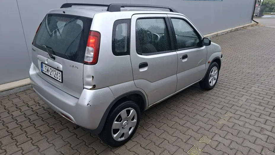 SUZUKI Ignis -