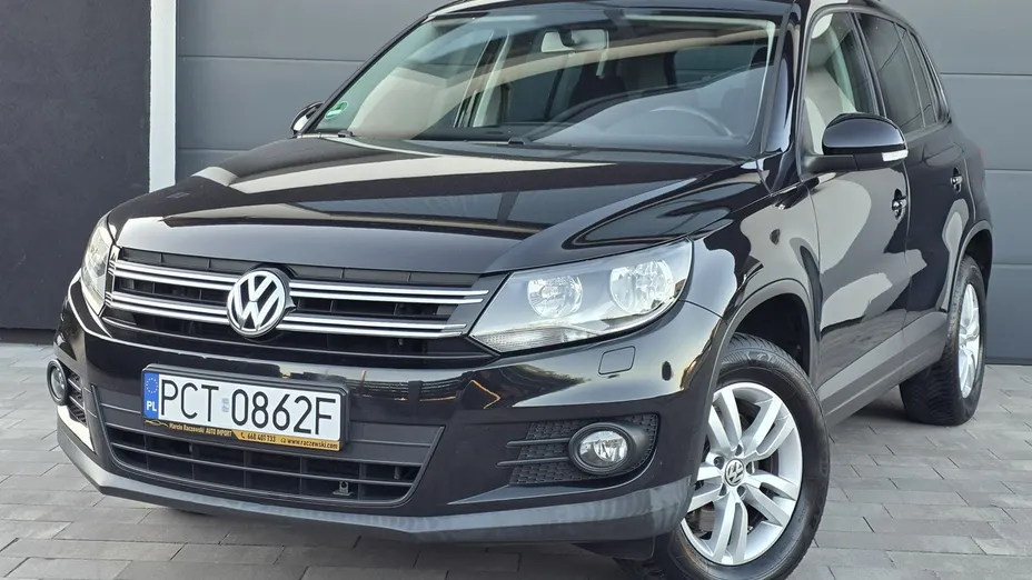 VOLKSWAGEN Tiguan -