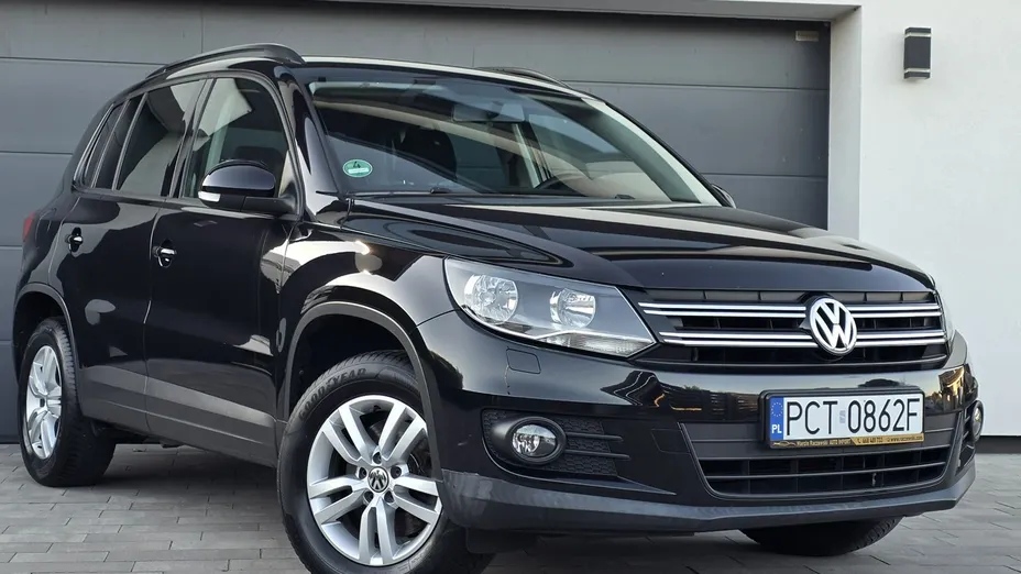 VOLKSWAGEN Tiguan -