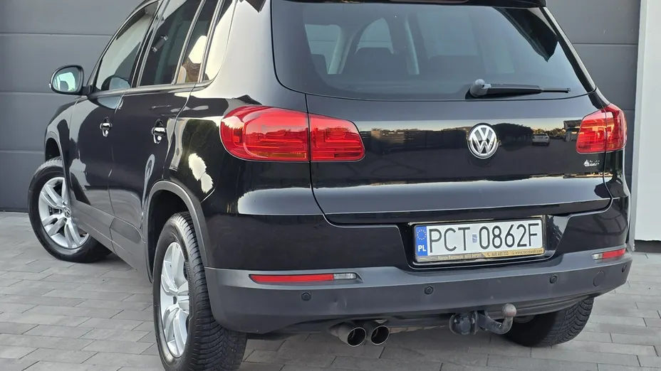 VOLKSWAGEN Tiguan -