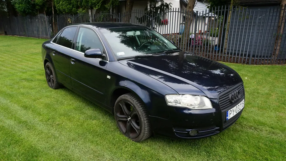 AUDI A4 -