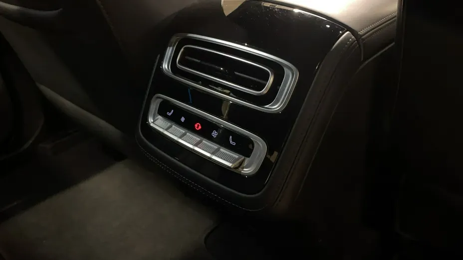 OMODA Omoda 9 -