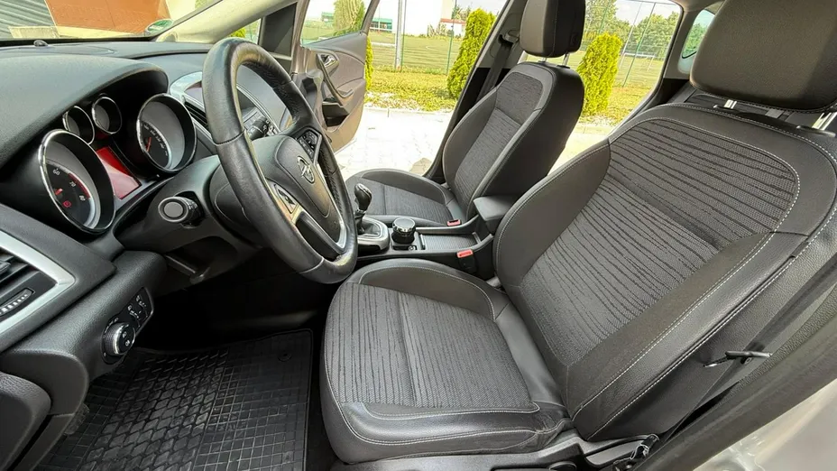 OPEL Astra -