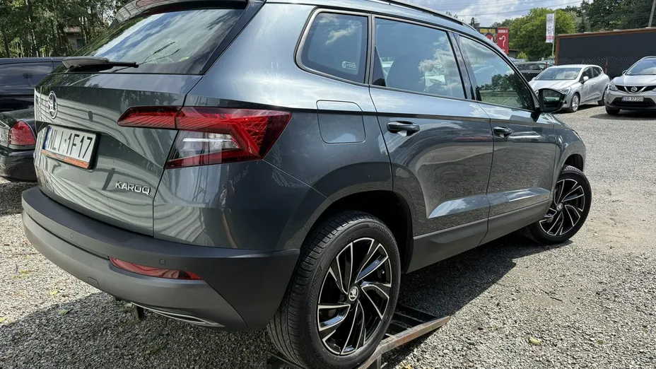SKODA Karoq -