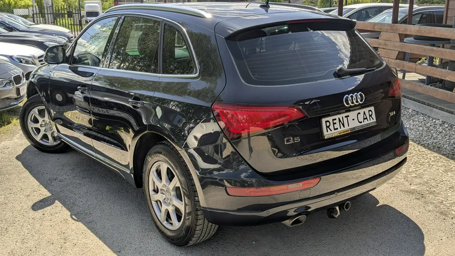 AUDI Q5 -