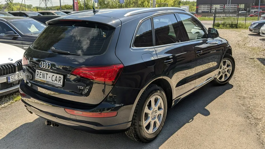 AUDI Q5 -