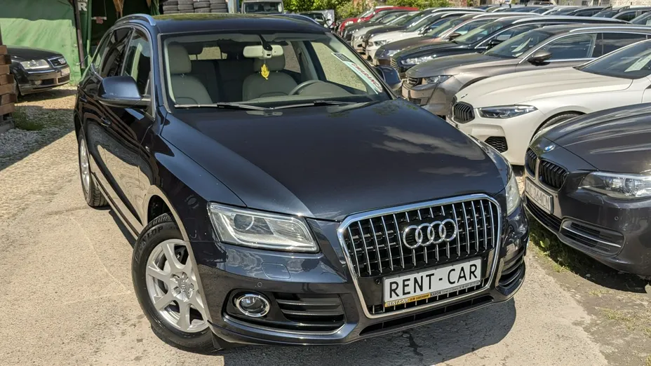 AUDI Q5 -