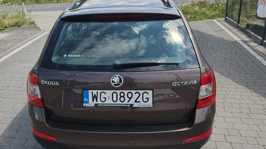 SKODA Octavia -