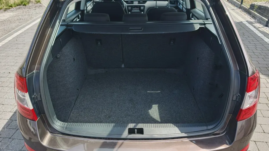 SKODA Octavia -