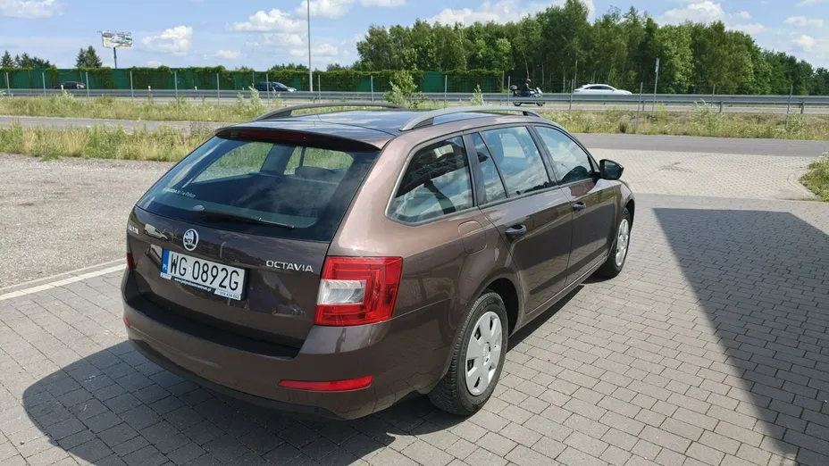 SKODA Octavia -