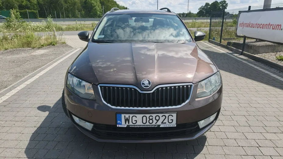 SKODA Octavia -