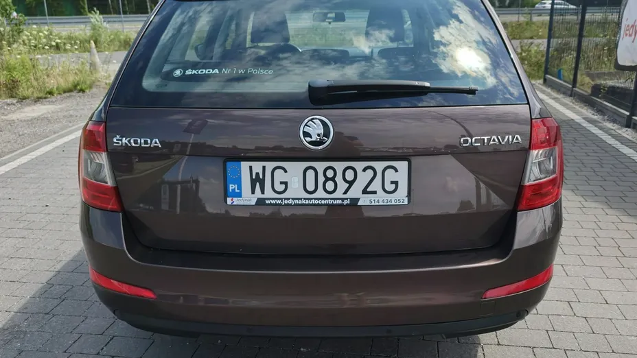 SKODA Octavia -