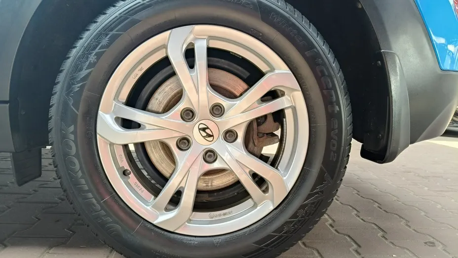 HYUNDAI Tucson -