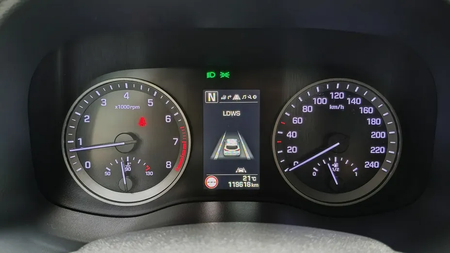 HYUNDAI Tucson -