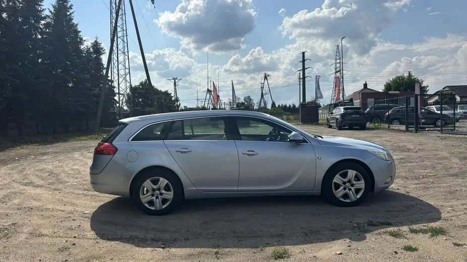 OPEL Insignia -