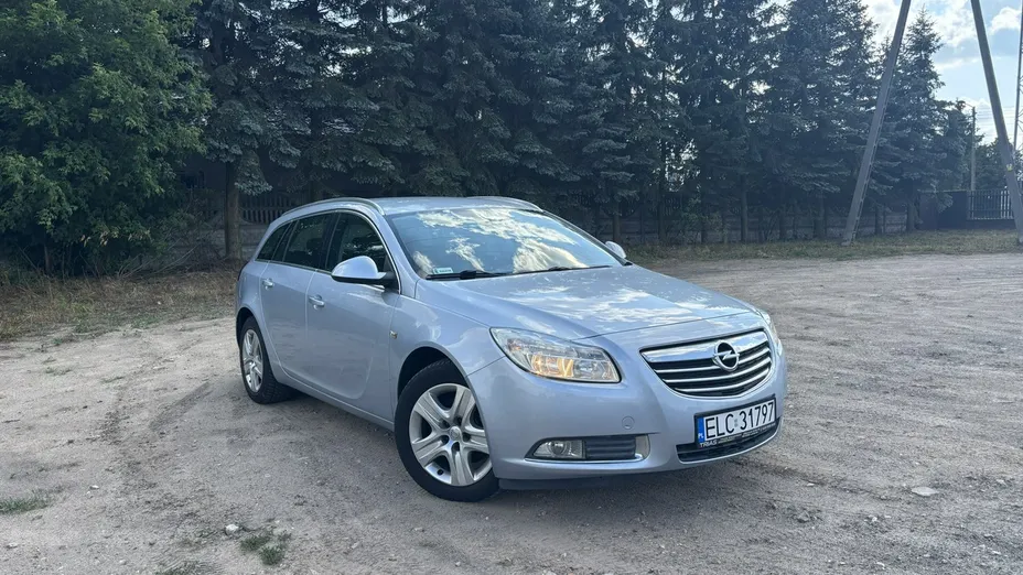 OPEL Insignia -