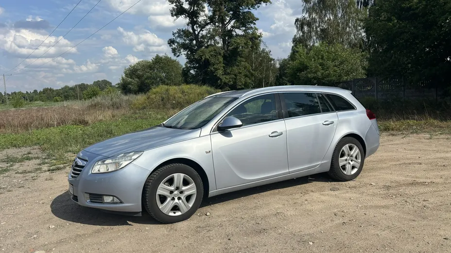 OPEL Insignia -