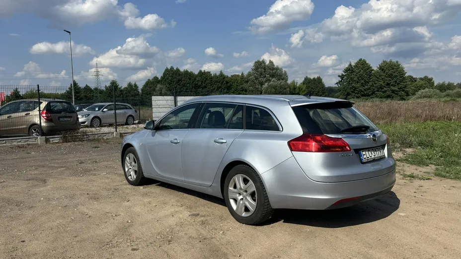 OPEL Insignia -