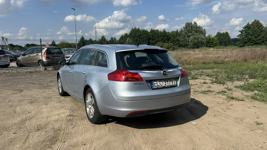 OPEL Insignia -