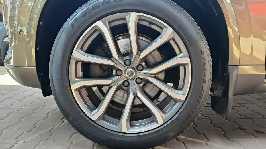 VOLVO XC90 -