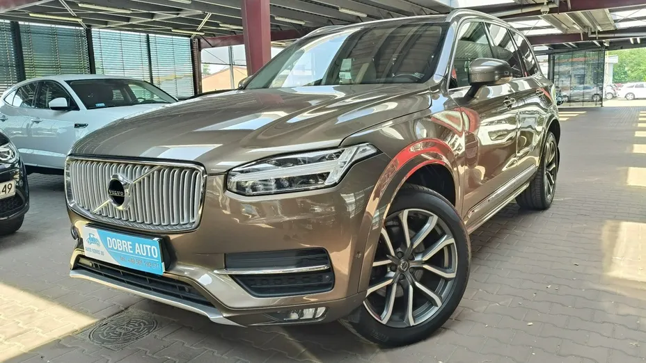 VOLVO XC90 -