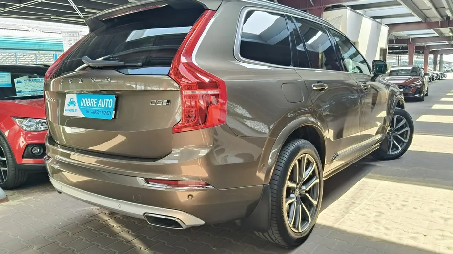 VOLVO XC90 -