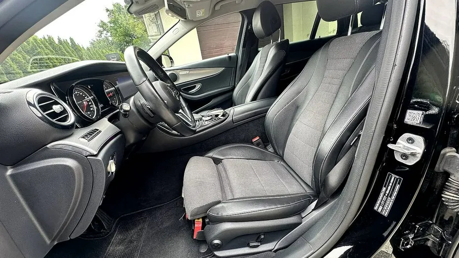 MERCEDES-BENZ E Klasa -